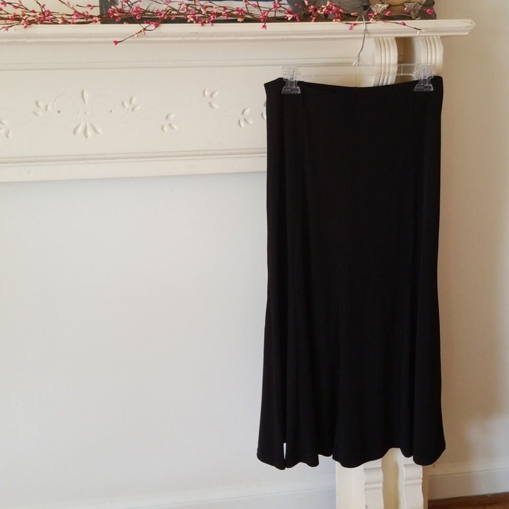 Black skirt